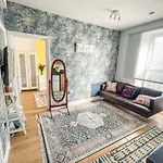 1 Bed Cozy Apartment Central London