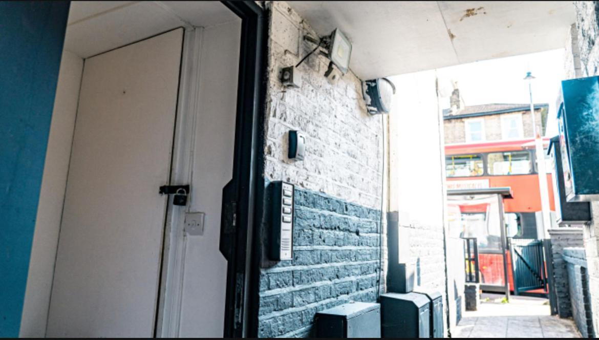 1 Bed Cozy * London